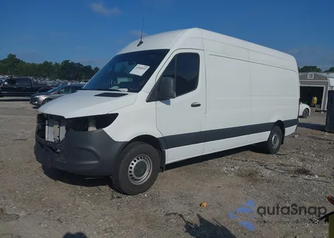 2021 Mercedes-Benz Sprinter 2500 High Roof I4 z USA, uszkodzony, nr VIN W1W40CHY3MT052308